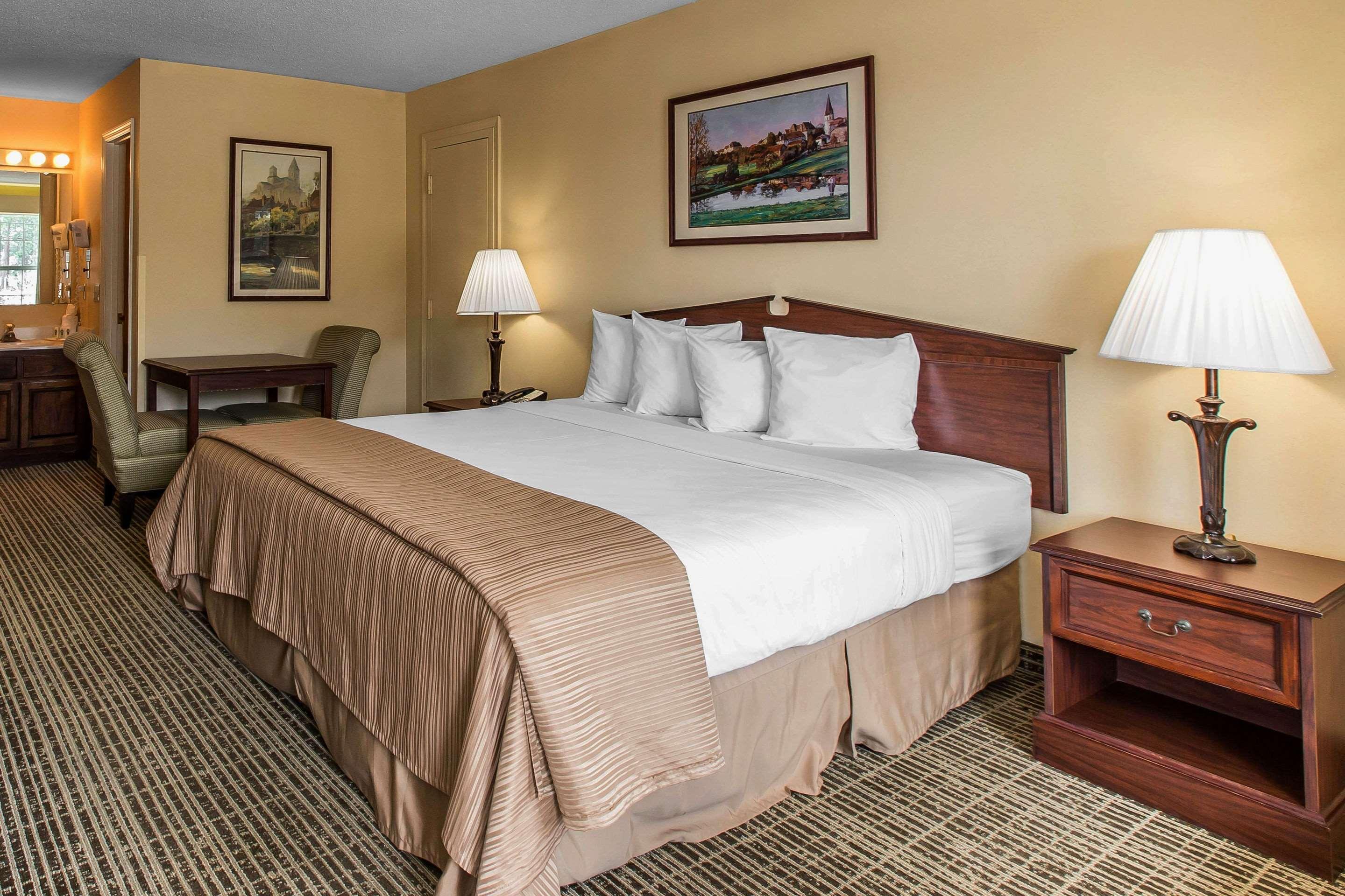Quality Inn Джесап Экстерьер фото