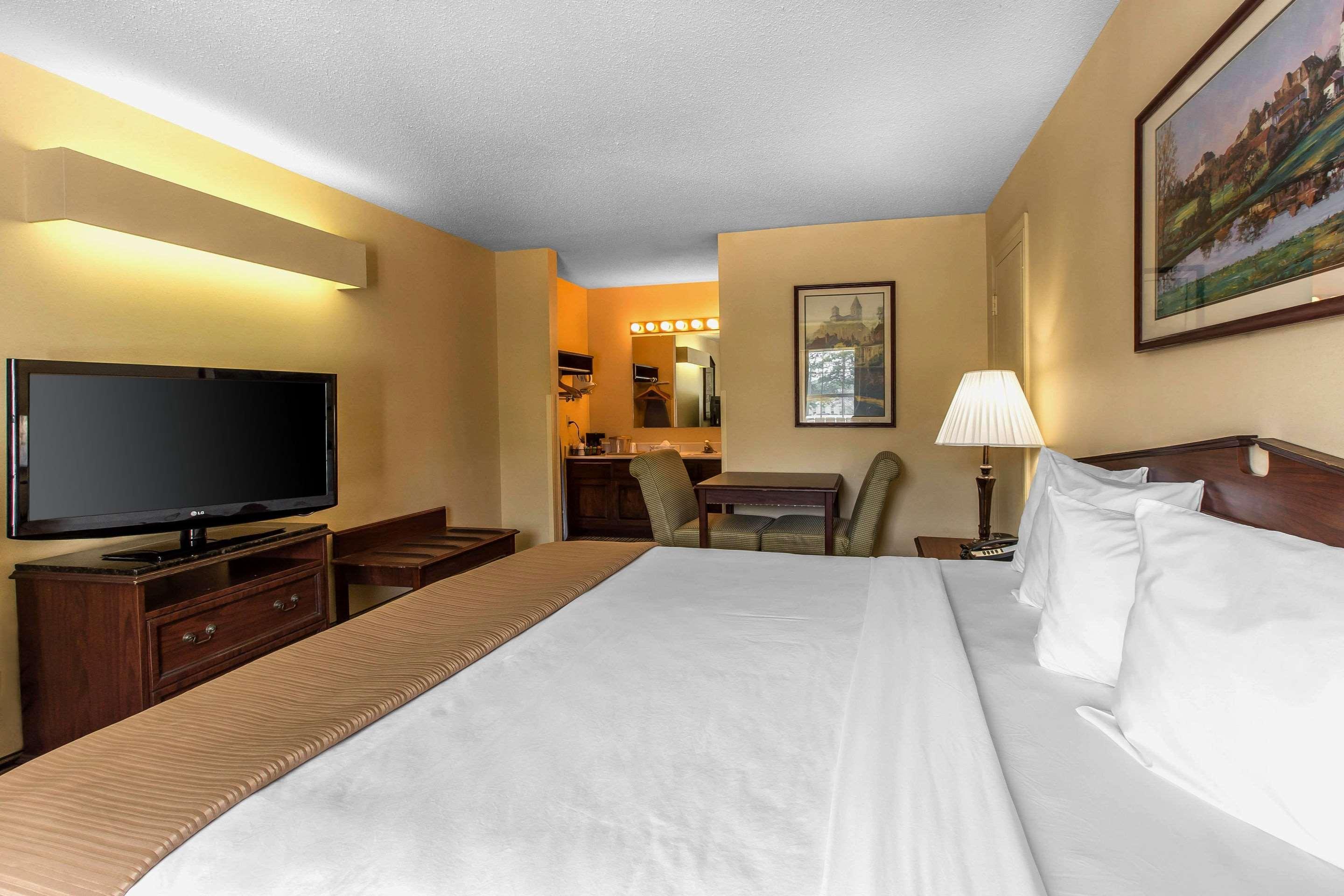 Quality Inn Джесап Экстерьер фото