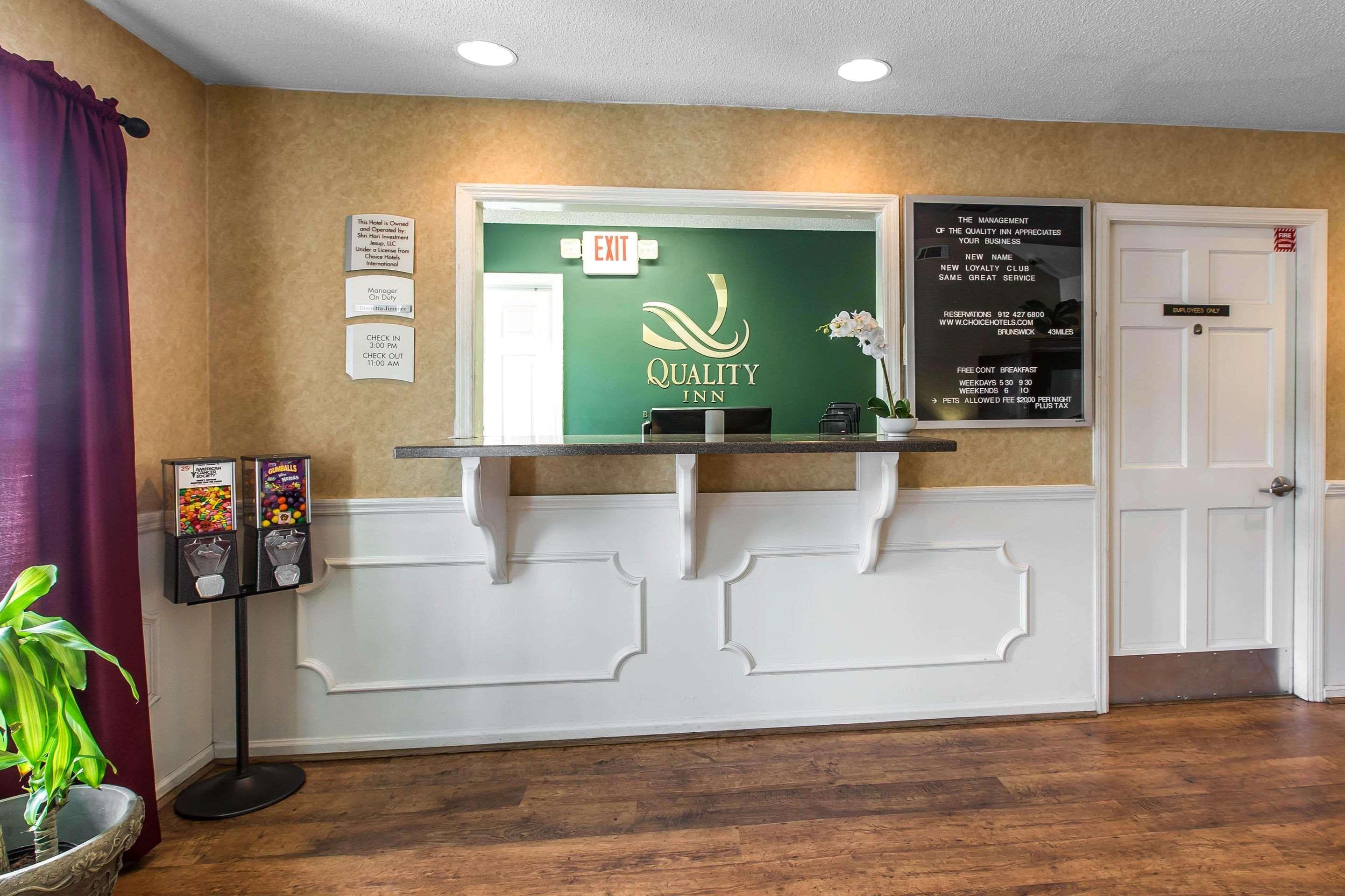 Quality Inn Джесап Экстерьер фото