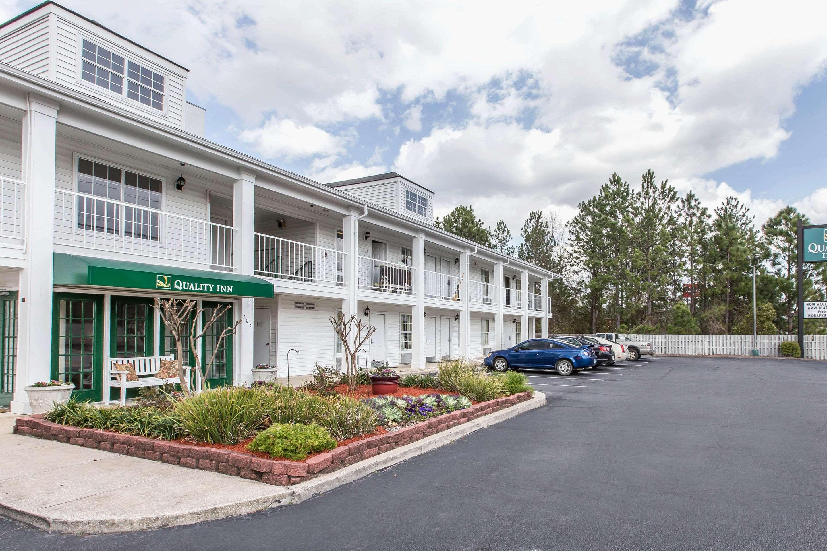 Quality Inn Джесап Экстерьер фото