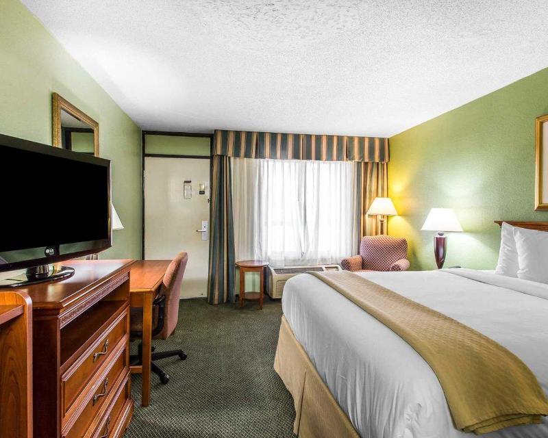 Quality Inn Джесап Экстерьер фото